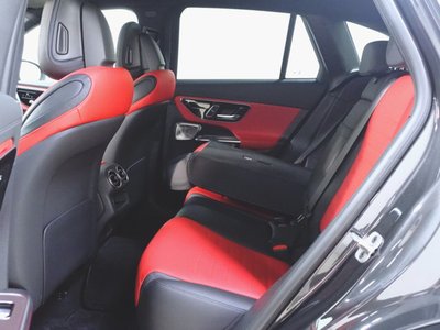 2025 Mercedes-BENZ GLC — миниатюра 33