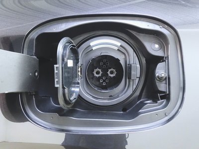 2025 Mercedes-BENZ GLC — миниатюра 24