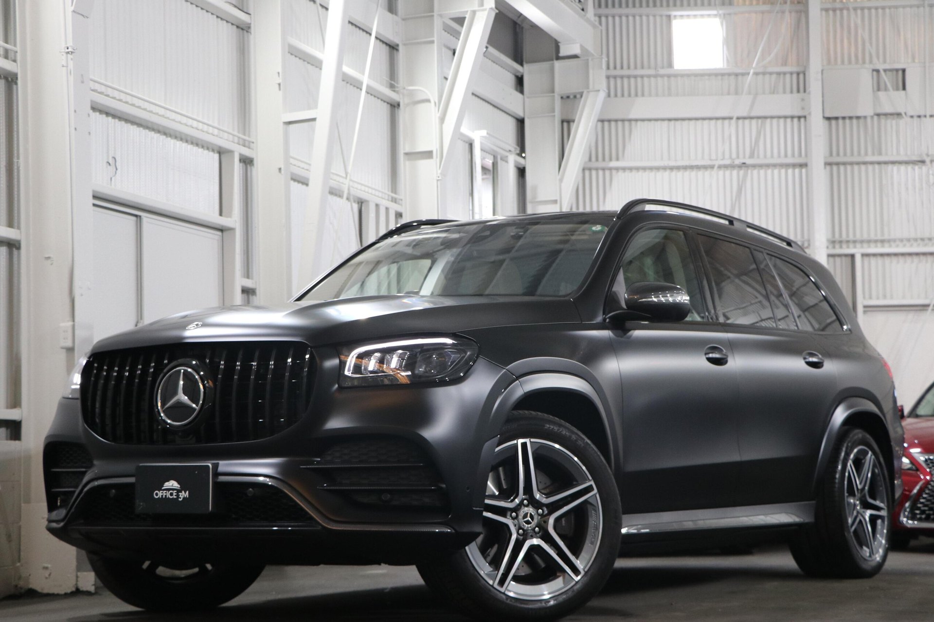 MERCEDES-BENZ GLS - View 1