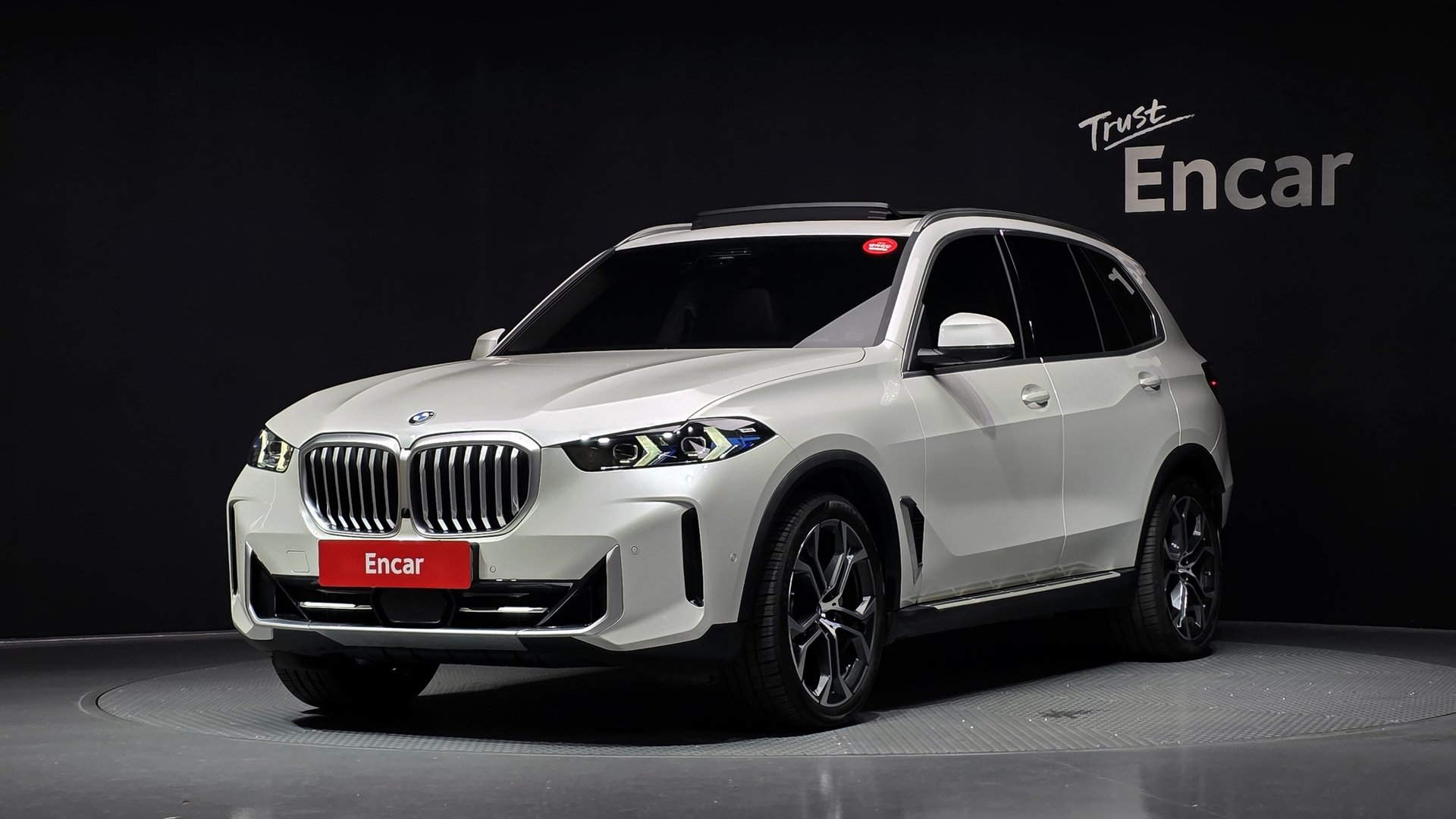 BMW X5 - View 1