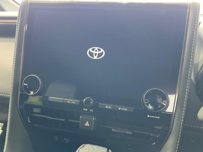 2024 TOYOTA ALPHARD photo 4