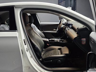 MERCEDES-BENZ A-CLASS - 10